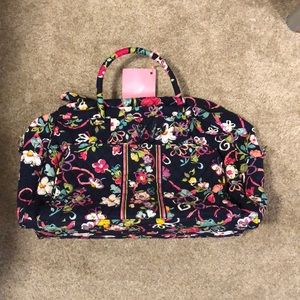 Vera Bradley duffle